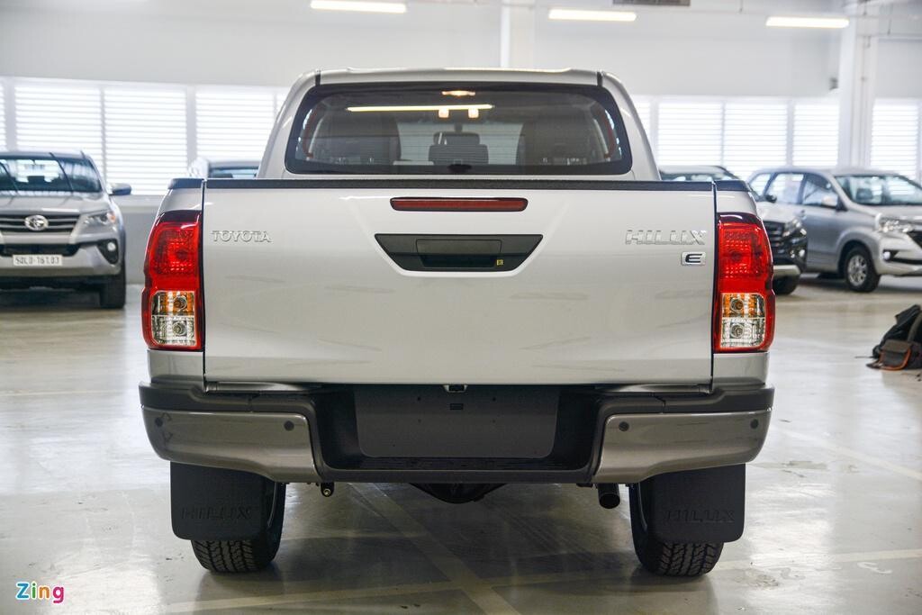 Toyota Hilux 12